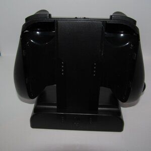 PDP Pro Charging Grip Charger Case Stand for Nintendo Switch Joy-Con Controllers